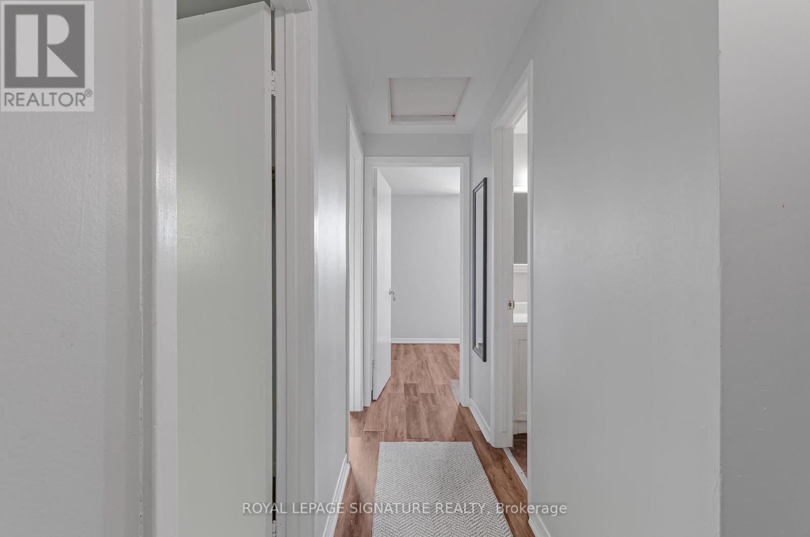 27 DAPHNE CRESCENT - 13