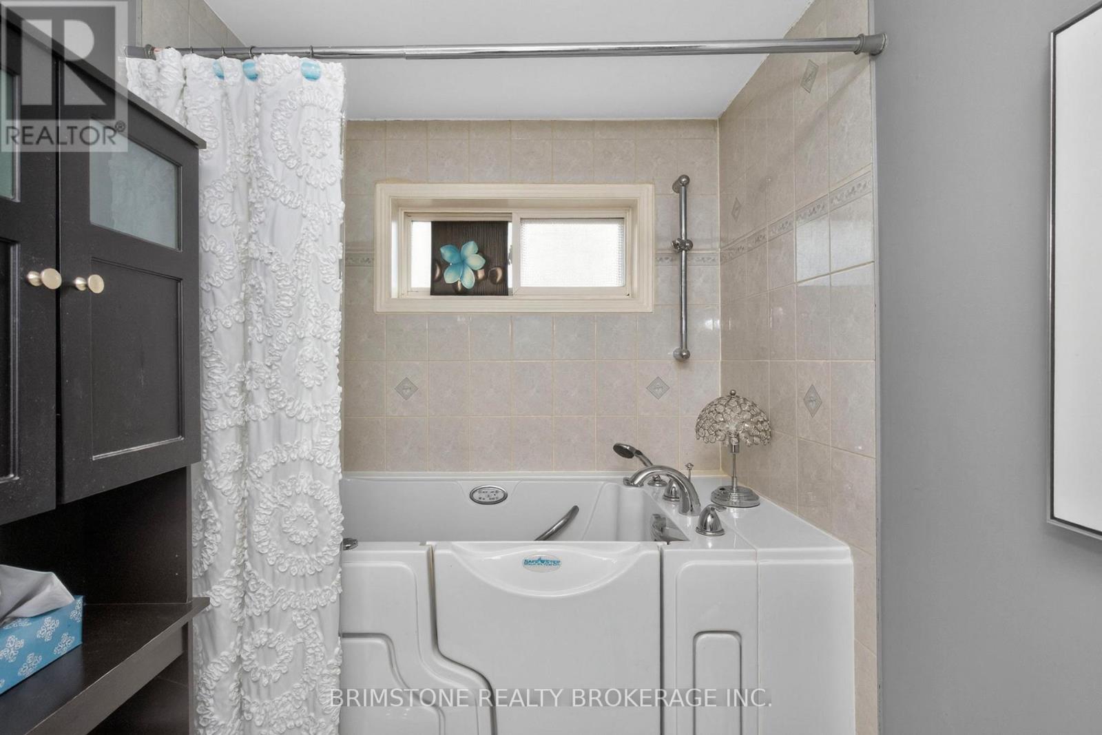 9 HOLLY MEADOW ROAD - 13