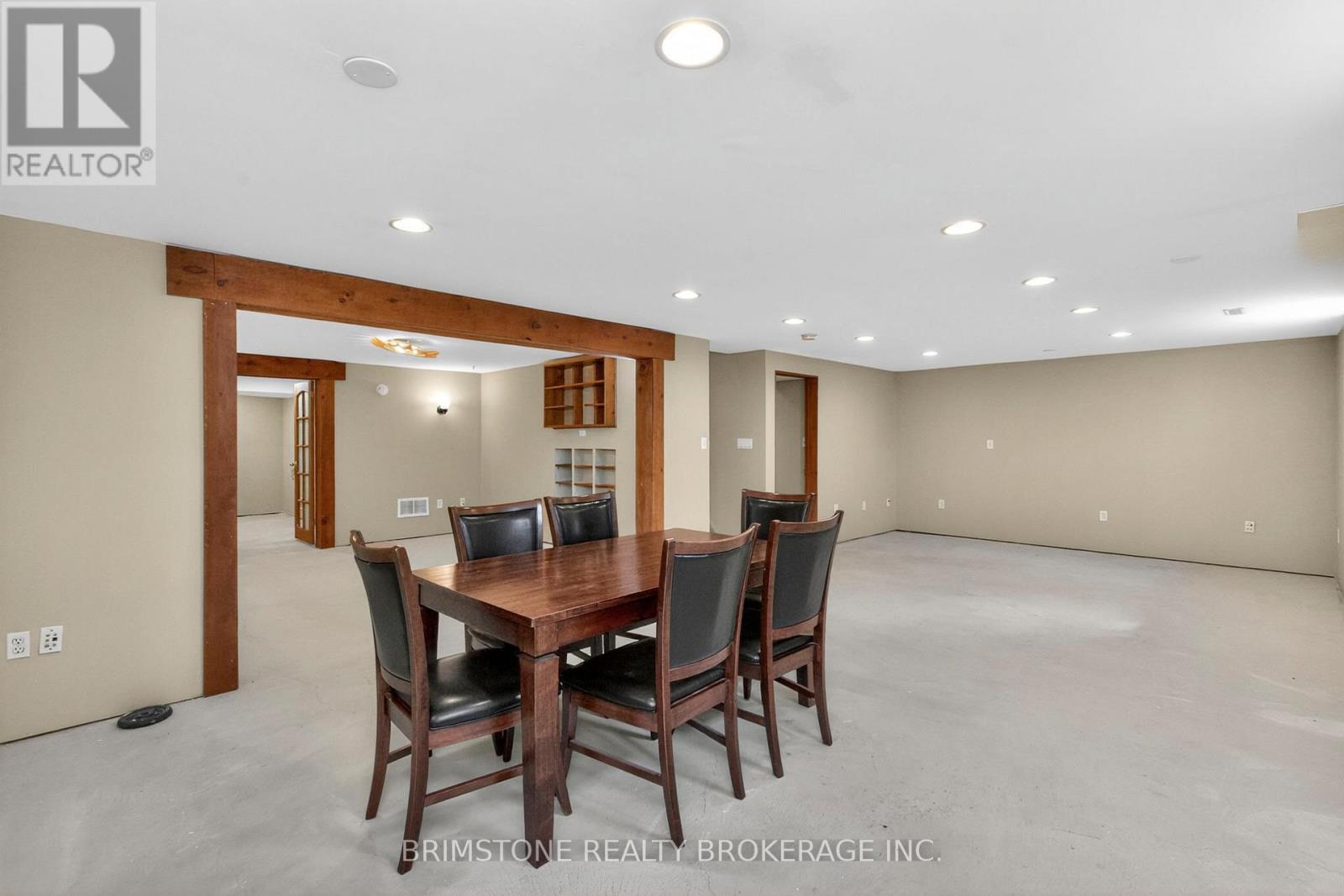 9 HOLLY MEADOW ROAD - 19