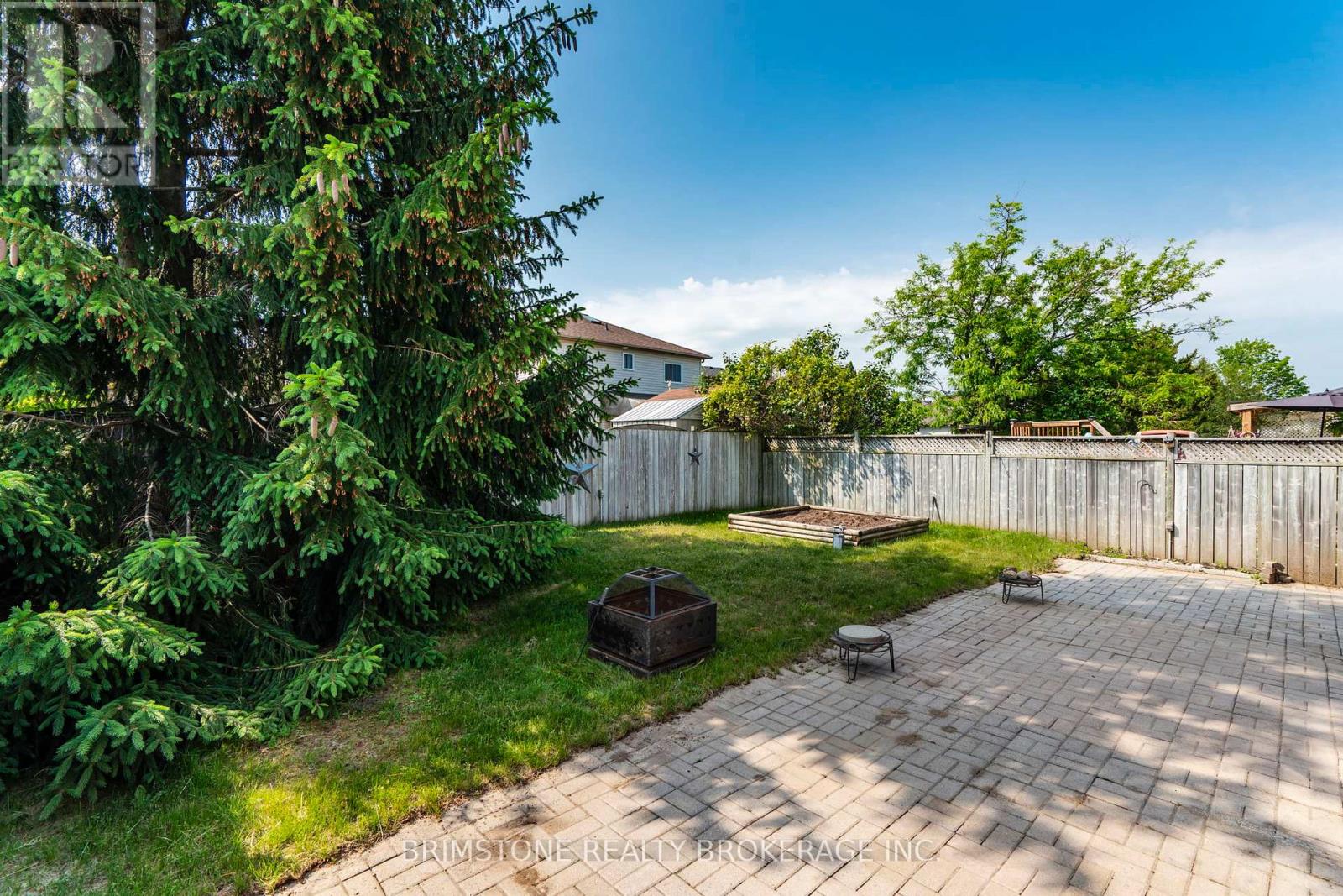 9 HOLLY MEADOW ROAD - 23