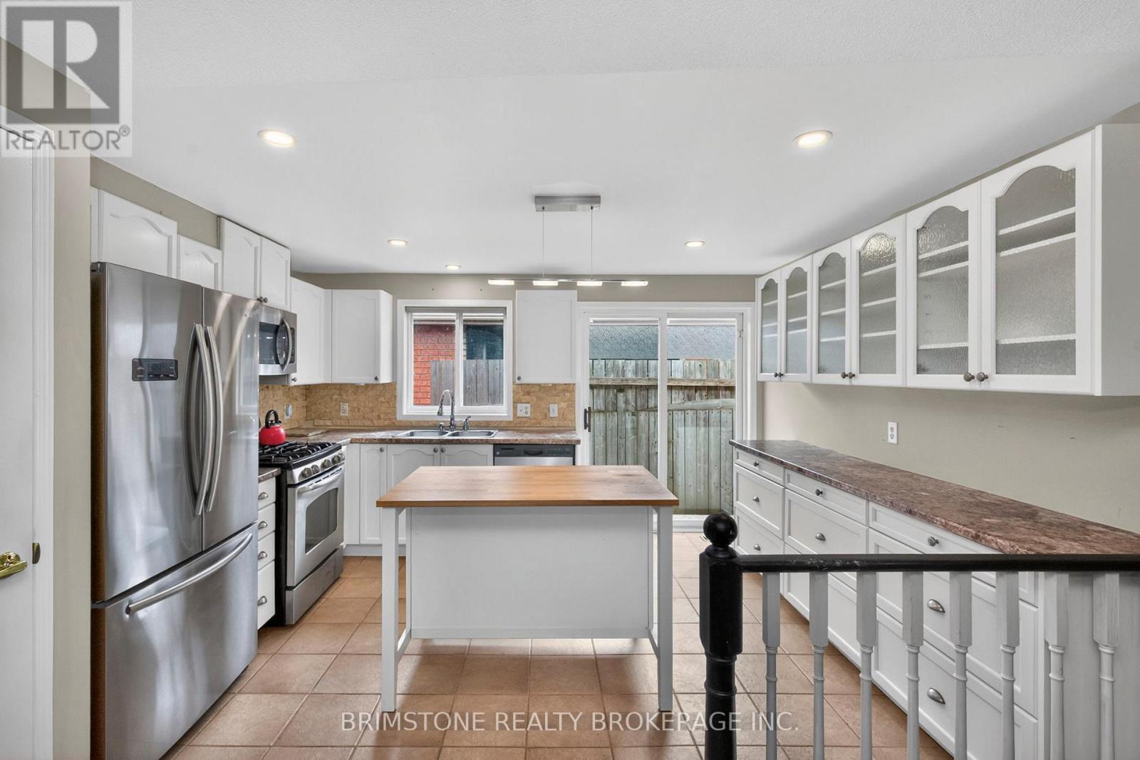 9 HOLLY MEADOW ROAD - 3