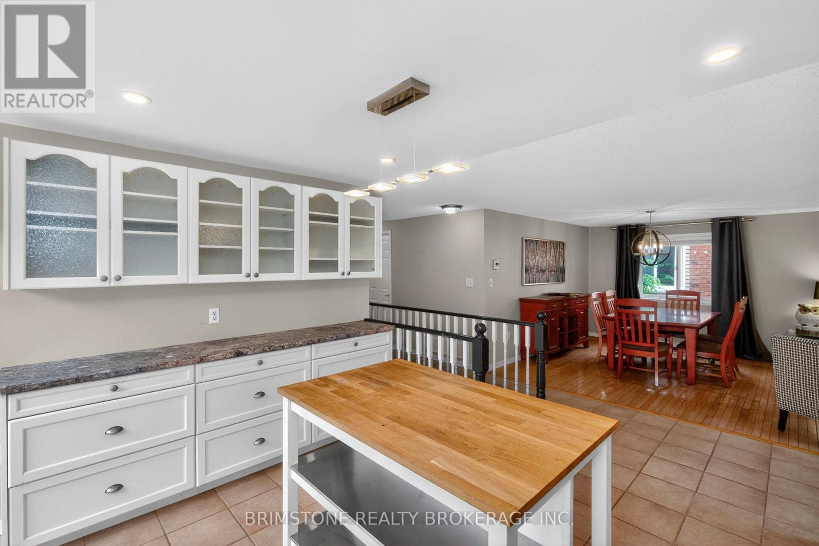 9 HOLLY MEADOW ROAD - 5