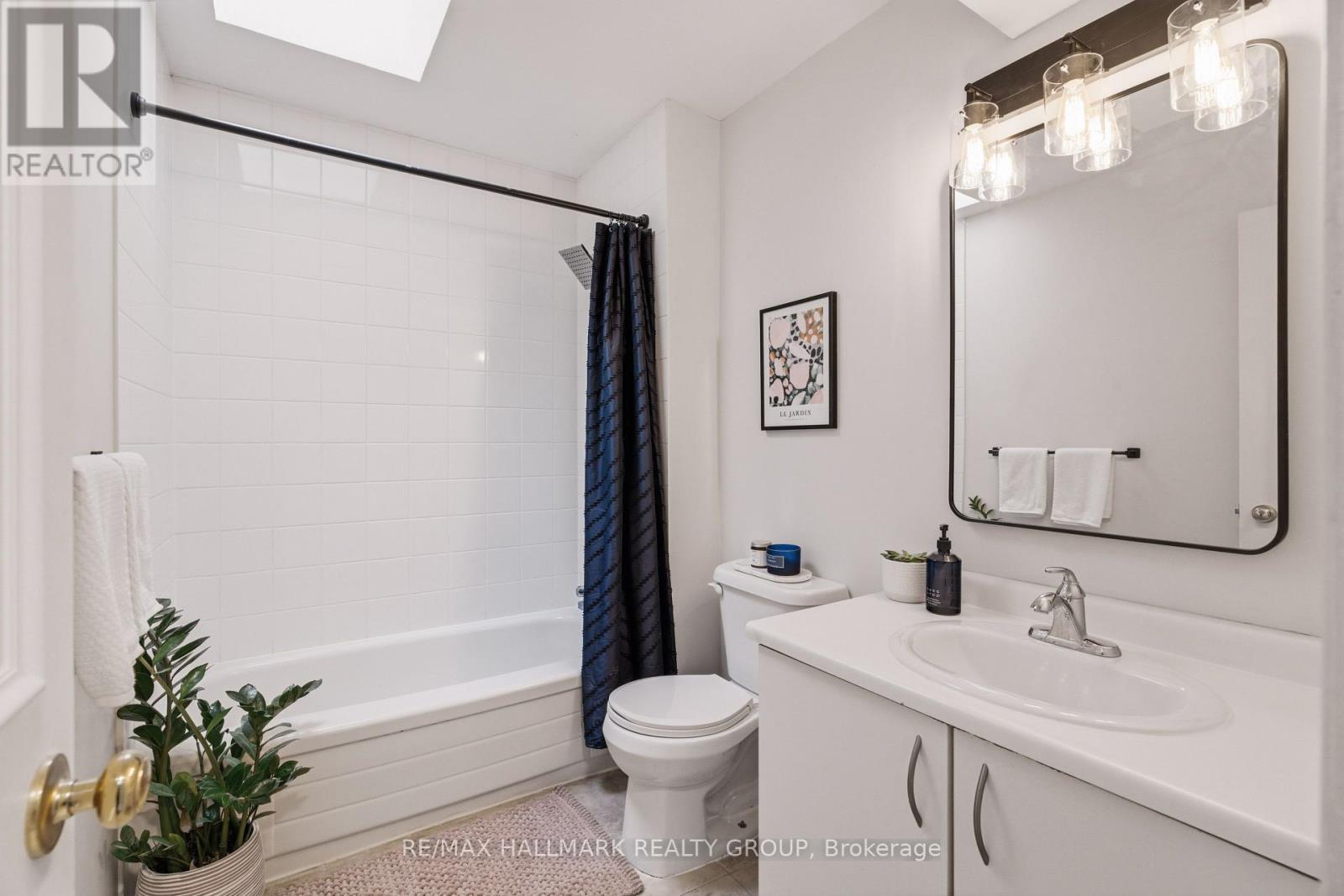 4 Bed, 3 Bath House for Sale in Ottawa – 15 – 30 MONTCALM STREET, Ottawa – MLS# X13450046 - Image 37