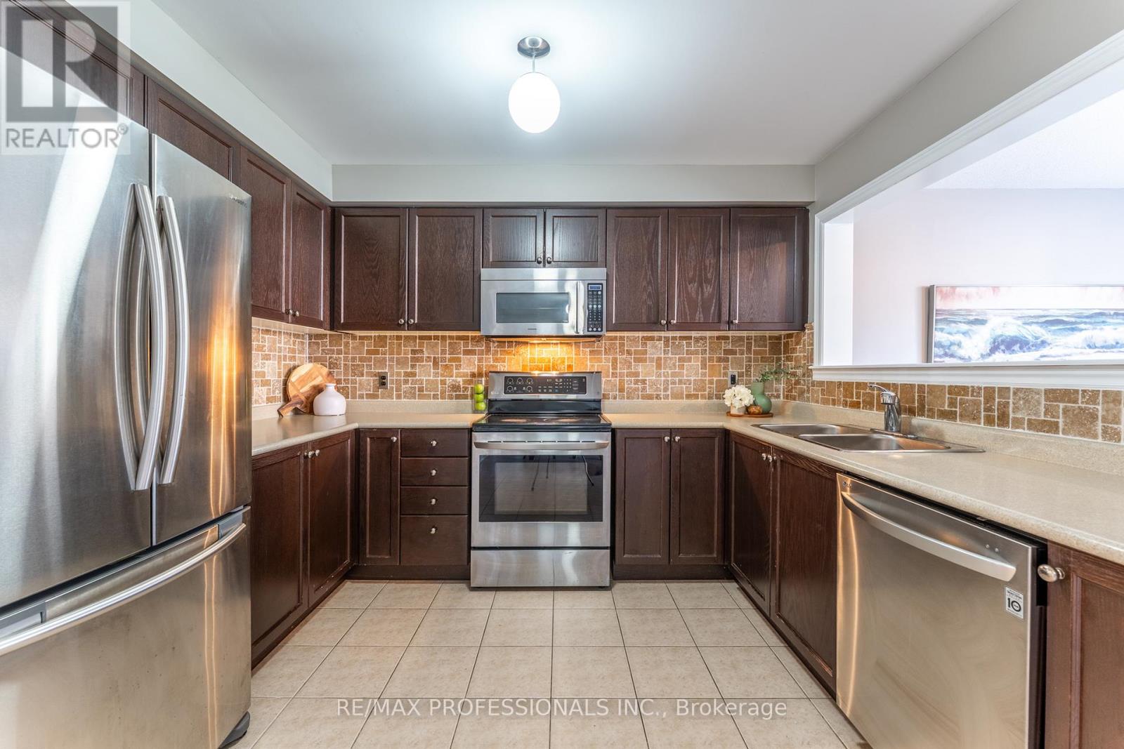 153 WESTON DRIVE - 7