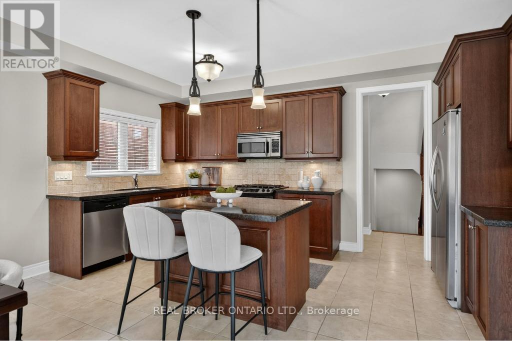 12 LOOKOUT COURT - 12