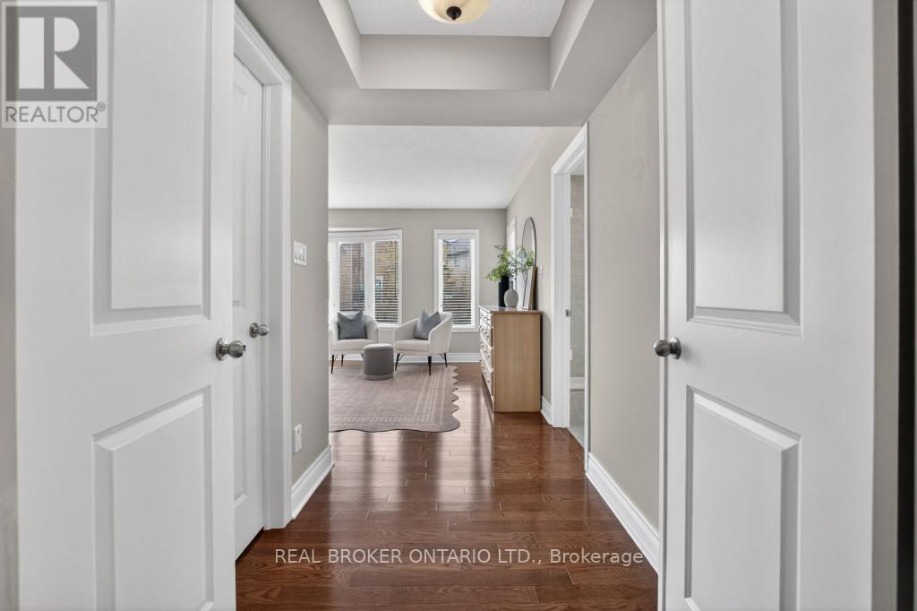 12 LOOKOUT COURT - 25