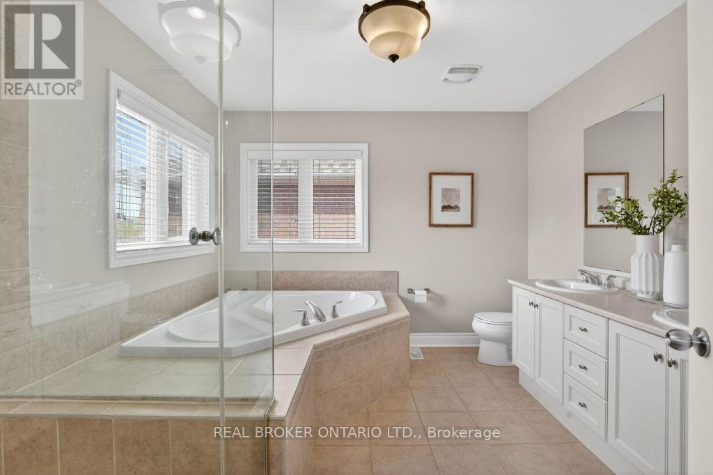 12 LOOKOUT COURT - 27