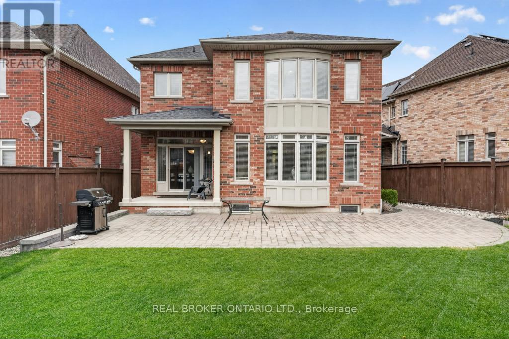 12 LOOKOUT COURT - 43