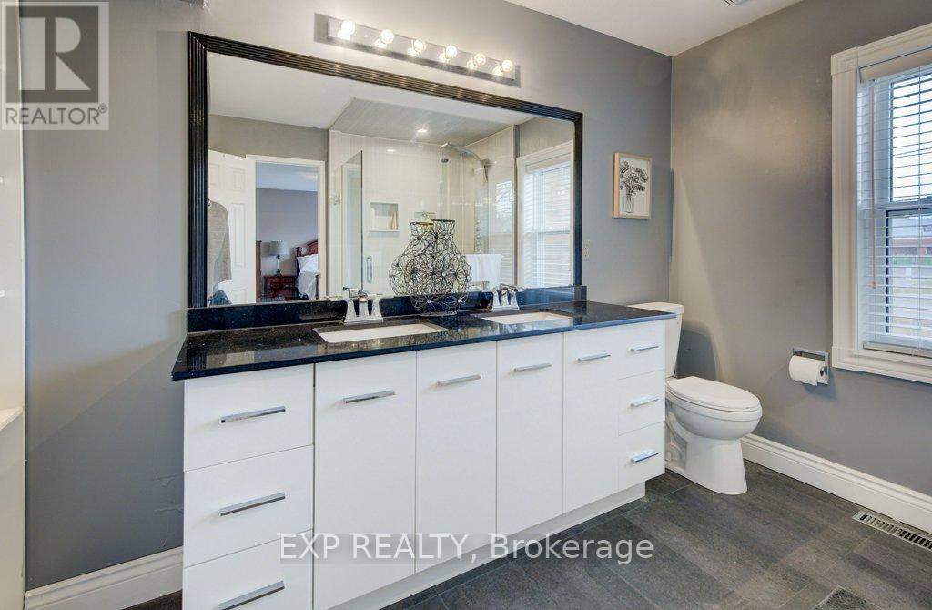 #57B 5865 DALEBROOK CRESCENT - 22