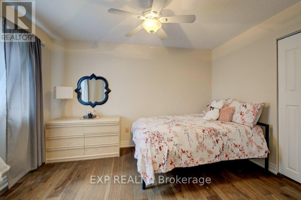 #57B 5865 DALEBROOK CRESCENT - 26