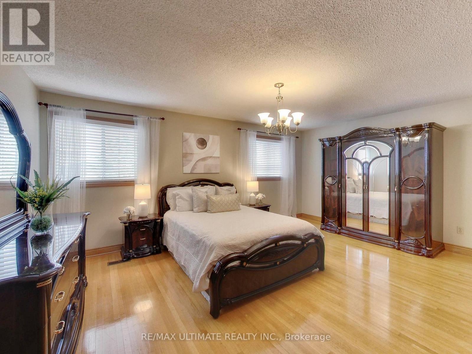 135 GLENN HAWTHORNE BOULEVARD - 29