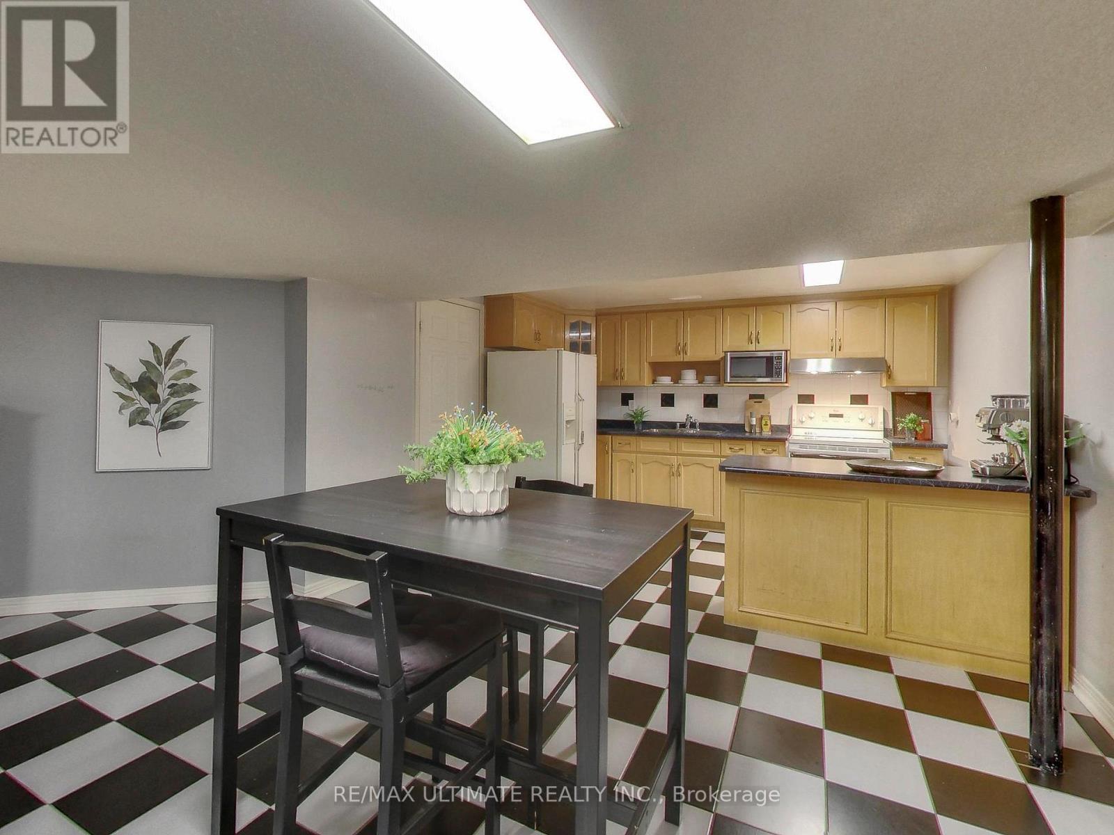 135 GLENN HAWTHORNE BOULEVARD - 42
