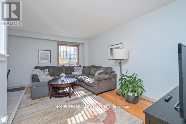 #27 121 FALCONER DRIVE - 5