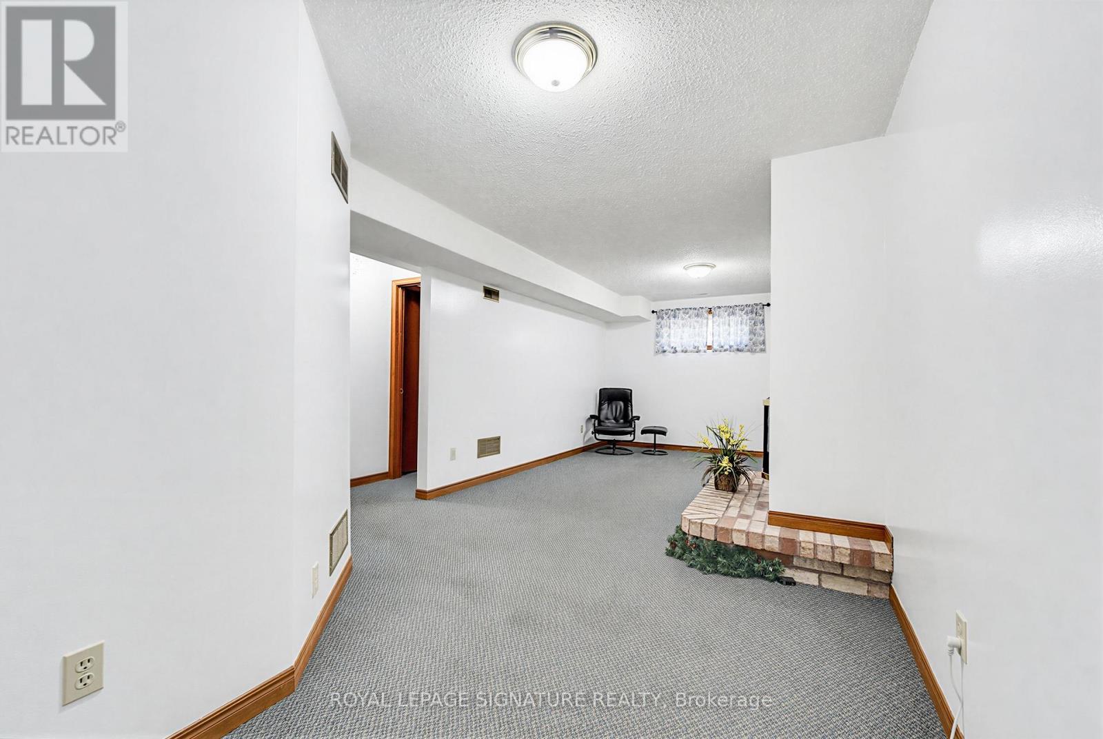 20 MCFEETERS CRESCENT - 25