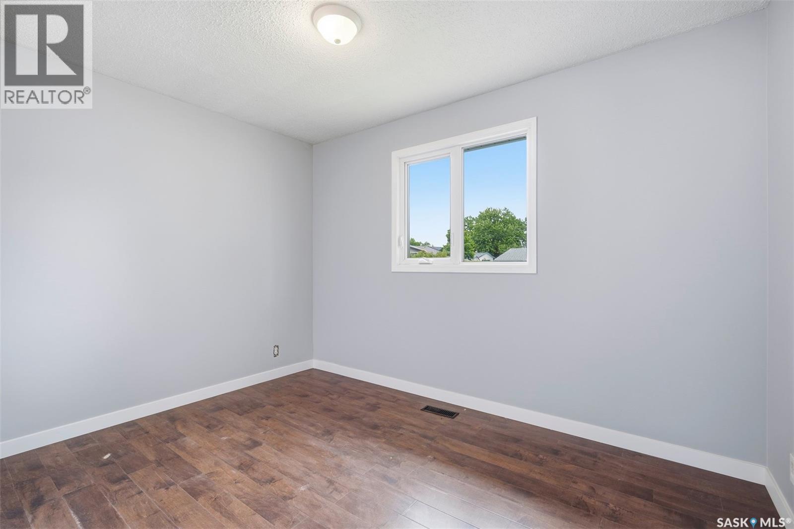 118 Smallwood CRESCENT - 12