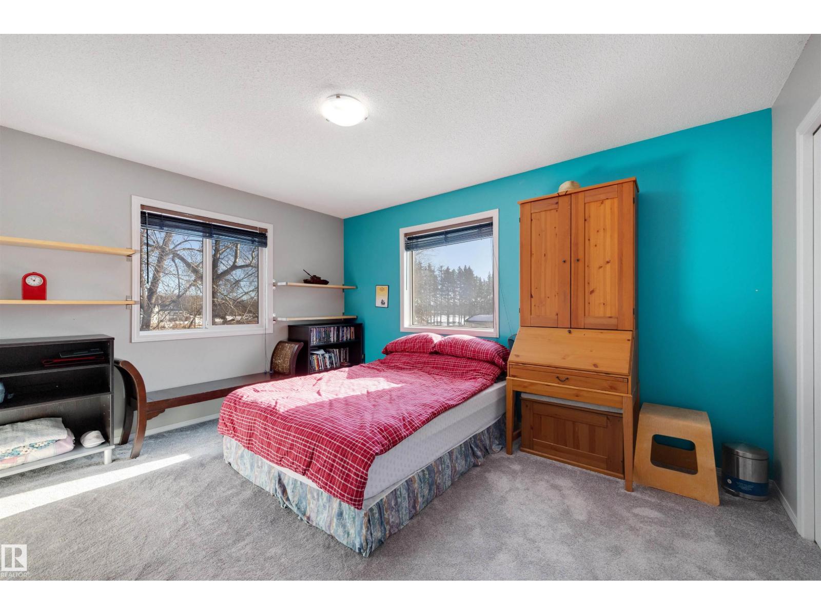 #172 52216 RANGE ROAD 233 - 27