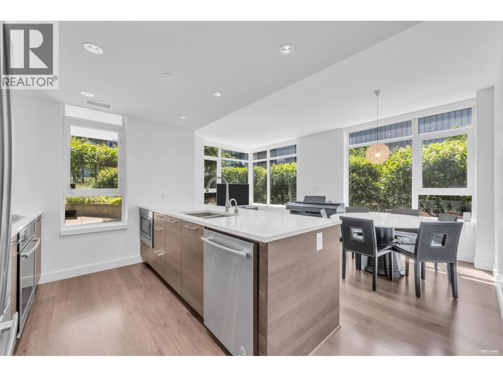 203 8538 RIVER DISTRICT CROSSING, Vancouver