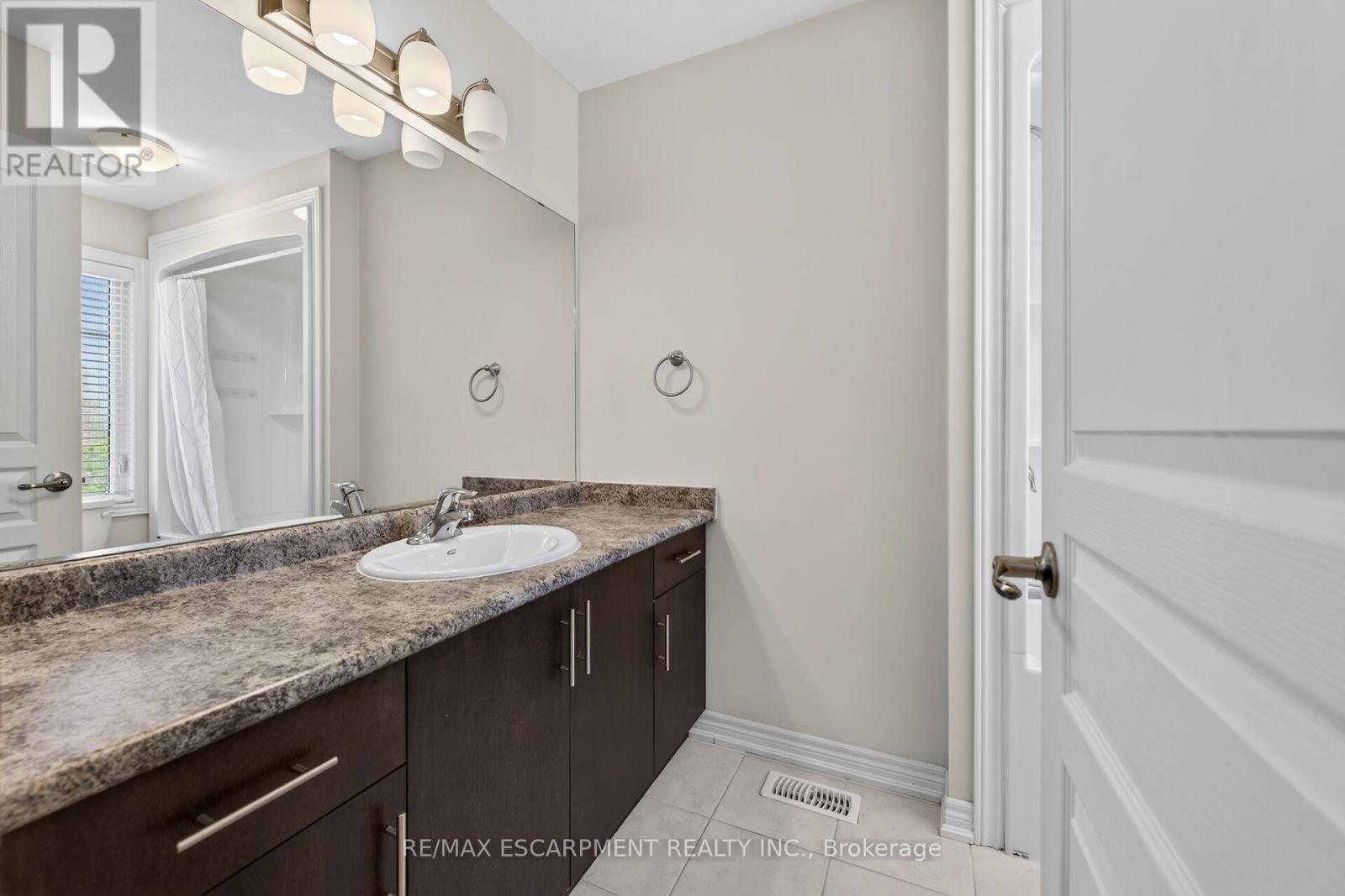 9 WINTERBERRY BOULEVARD - 31
