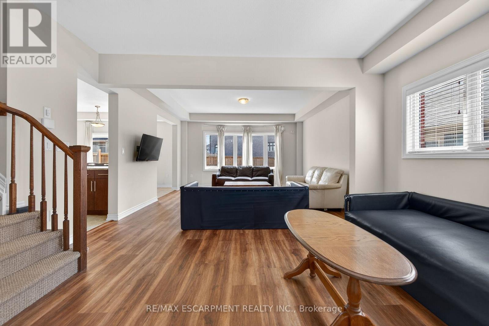 9 WINTERBERRY BOULEVARD - 4