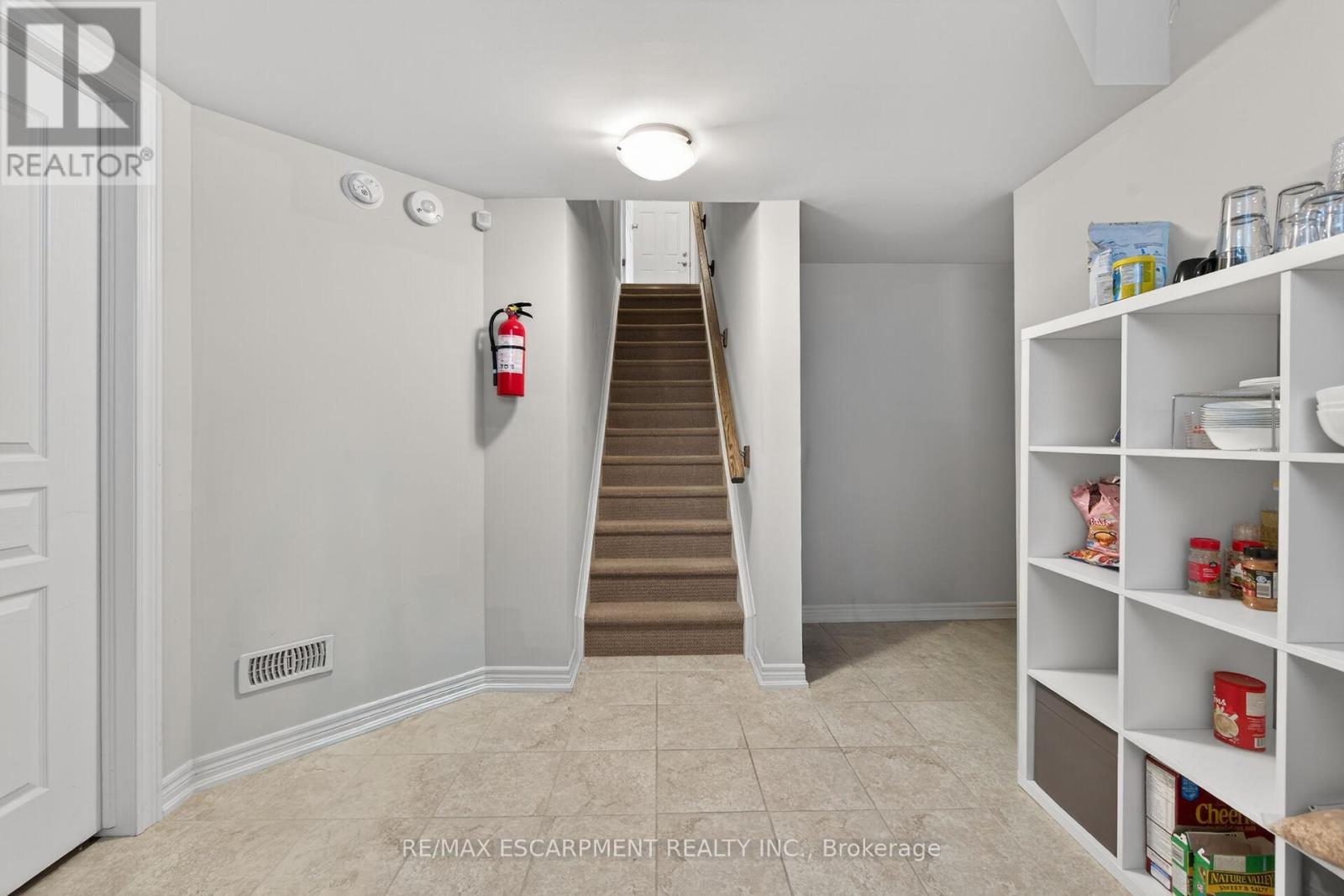 9 WINTERBERRY BOULEVARD - 43