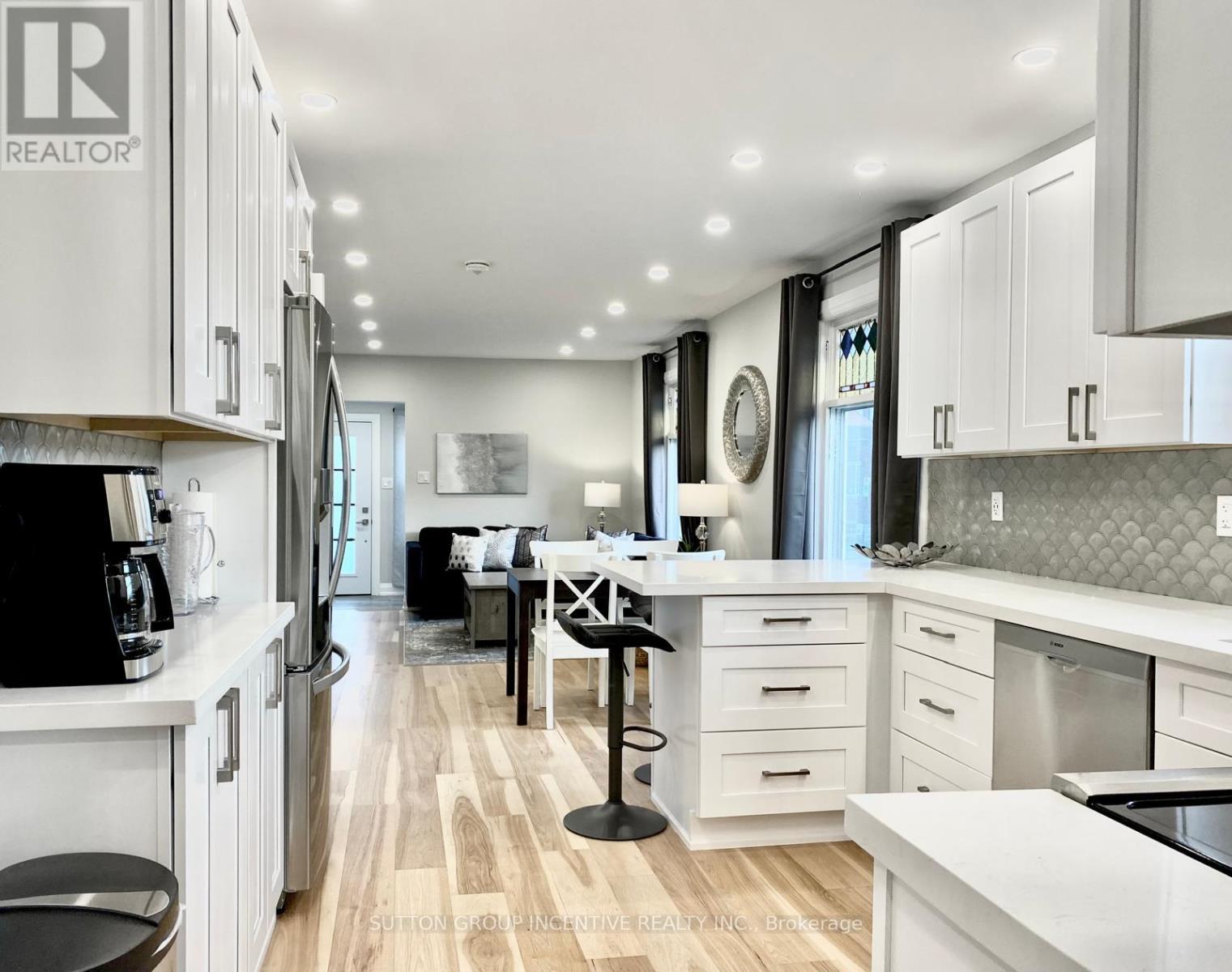 5151 KITCHENER STREET - 1