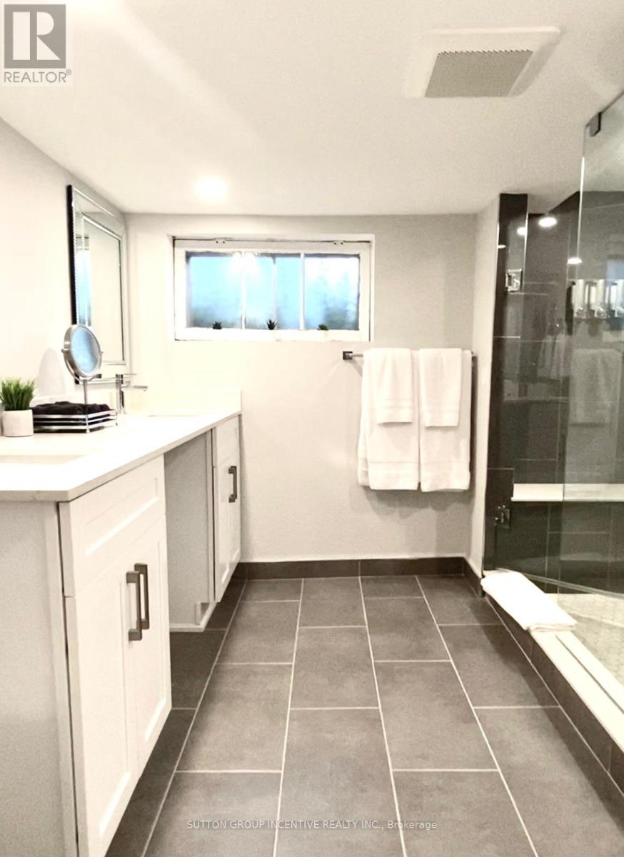 5151 KITCHENER STREET - 11