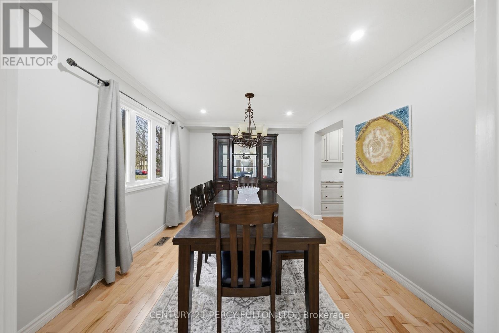 1853 MAPLERIDGE DRIVE - 9