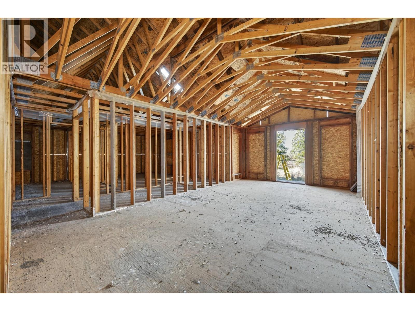 390 Marshall Road - 12