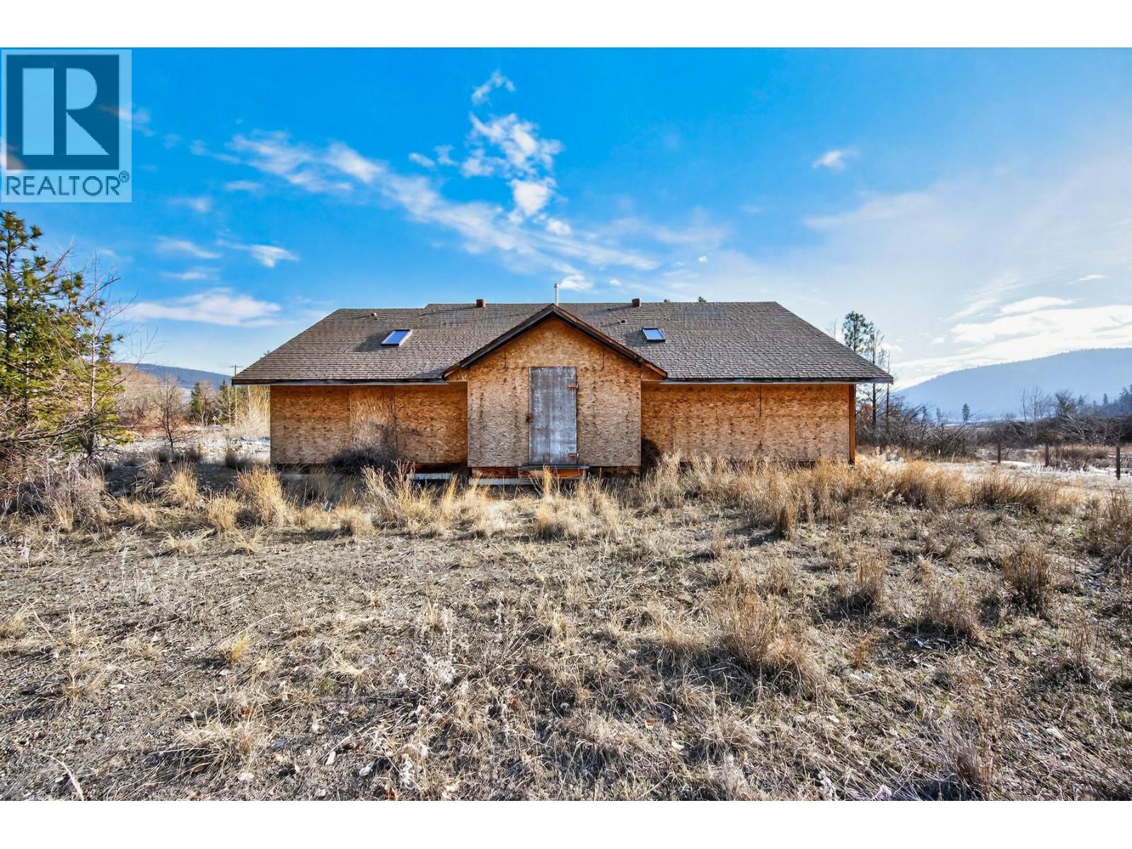 390 Marshall Road - 27