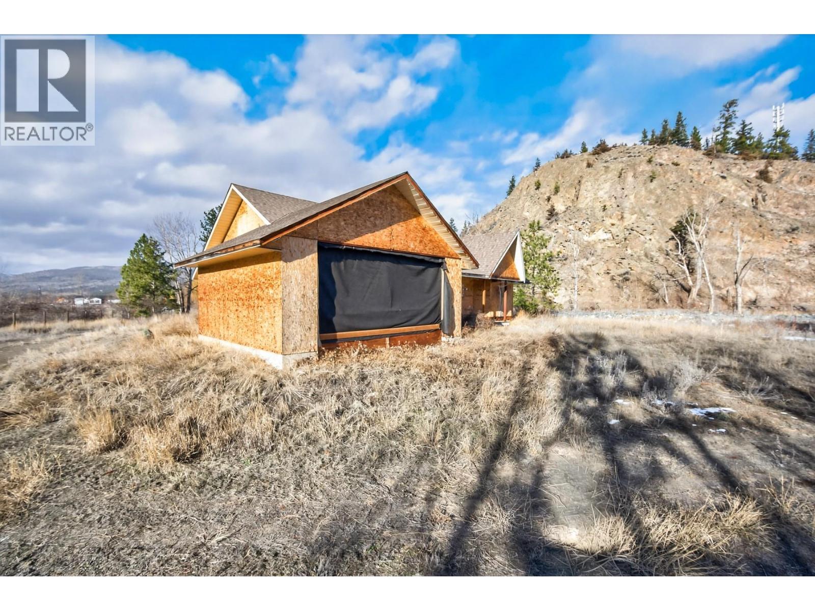390 Marshall Road - 25