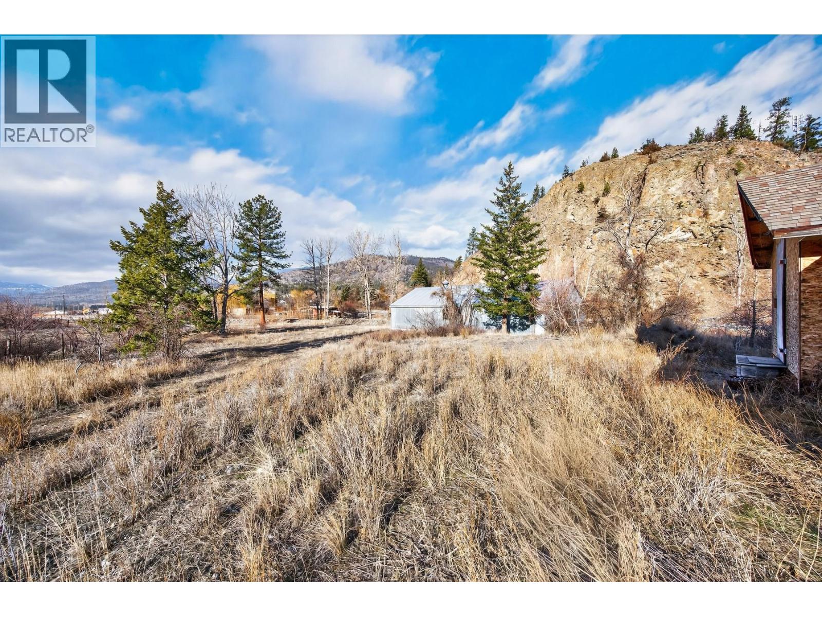 390 Marshall Road - 28