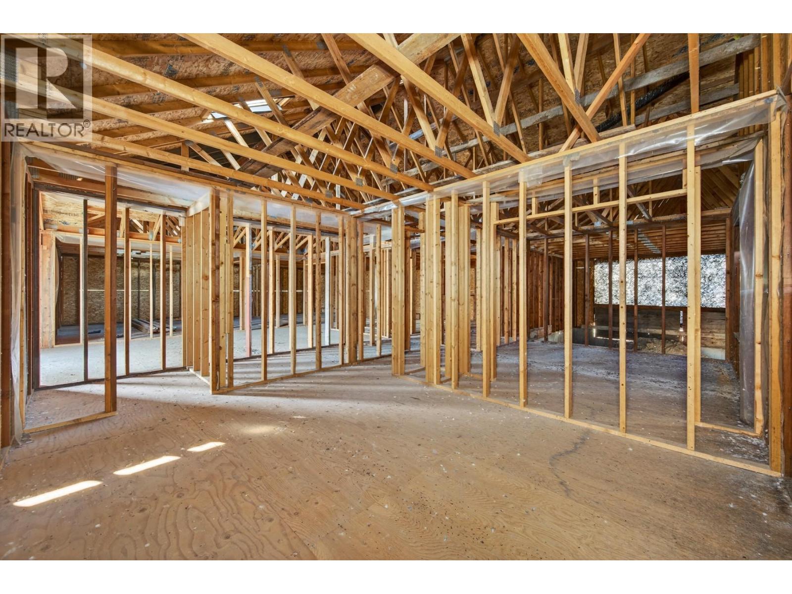 390 Marshall Road - 19