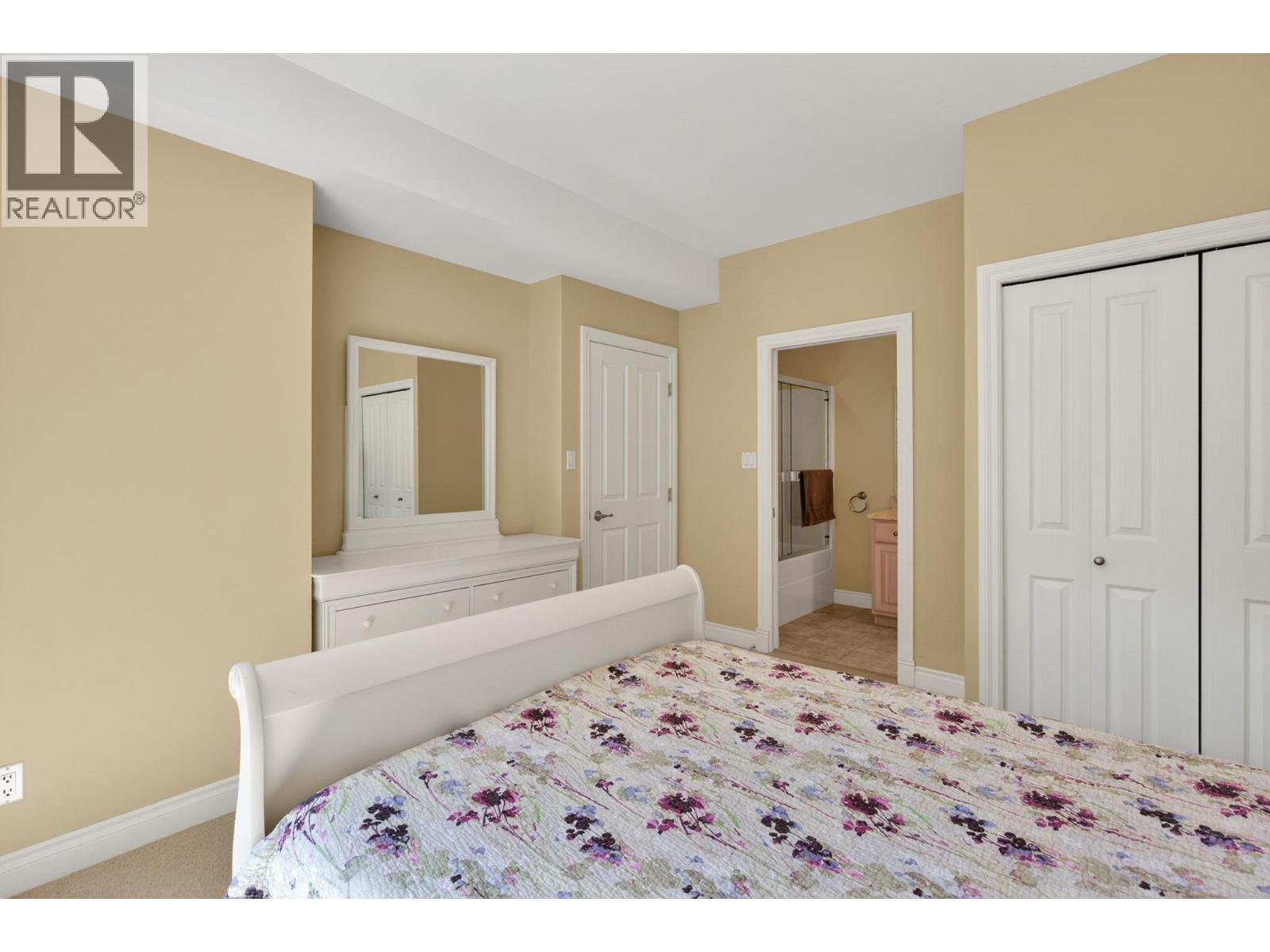 #7 7769 Okanagan Landing Road - 54
