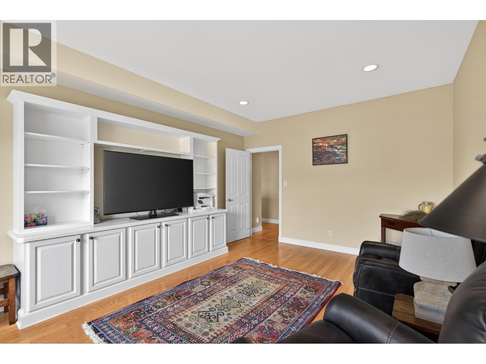#7 7769 Okanagan Landing Road - 32