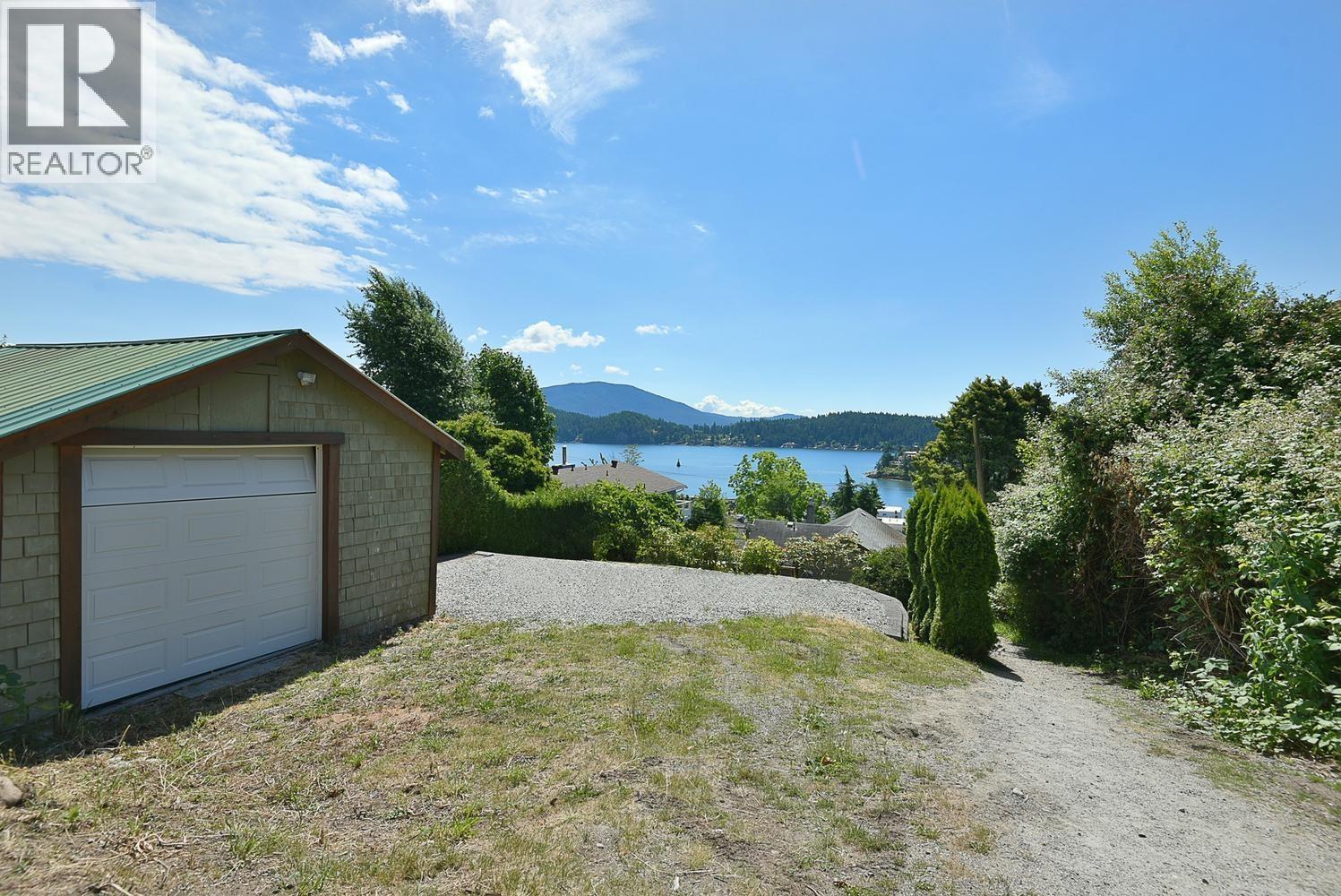 511 S FLETCHER ROAD, Gibsons