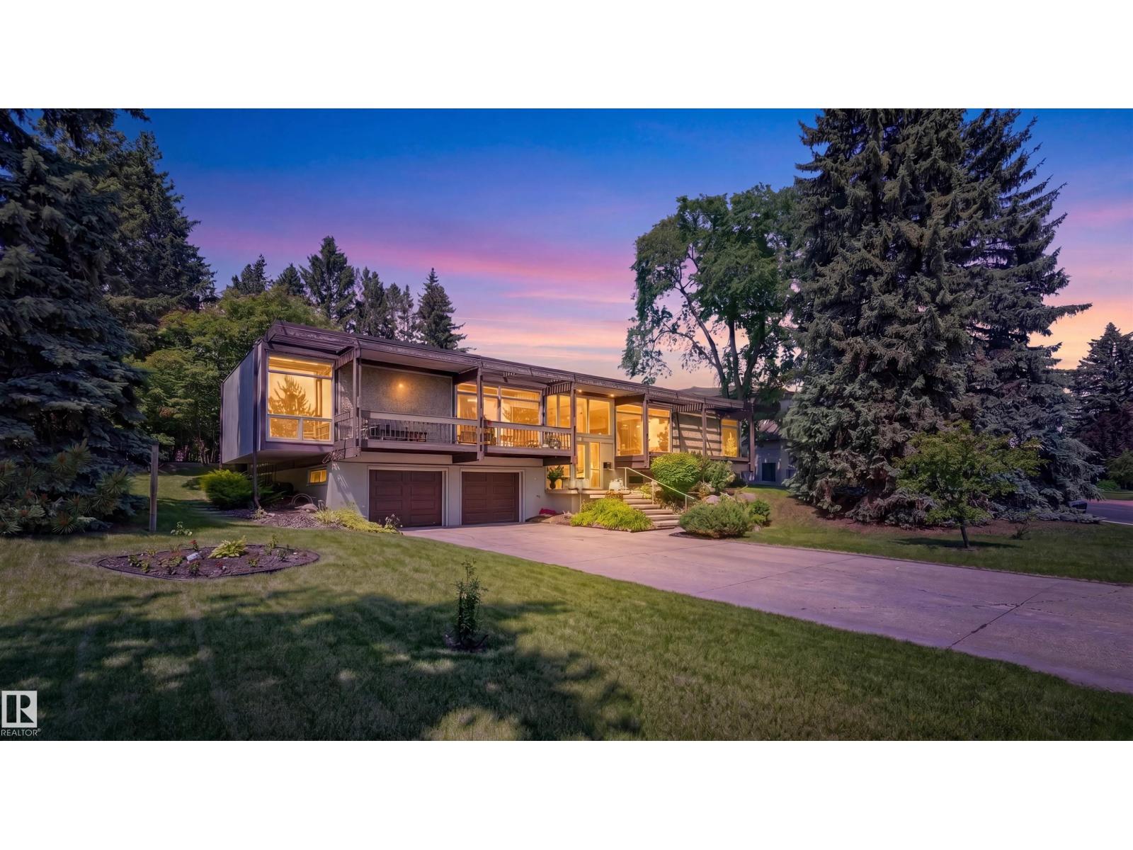 8 LAURIER PL NW - 1