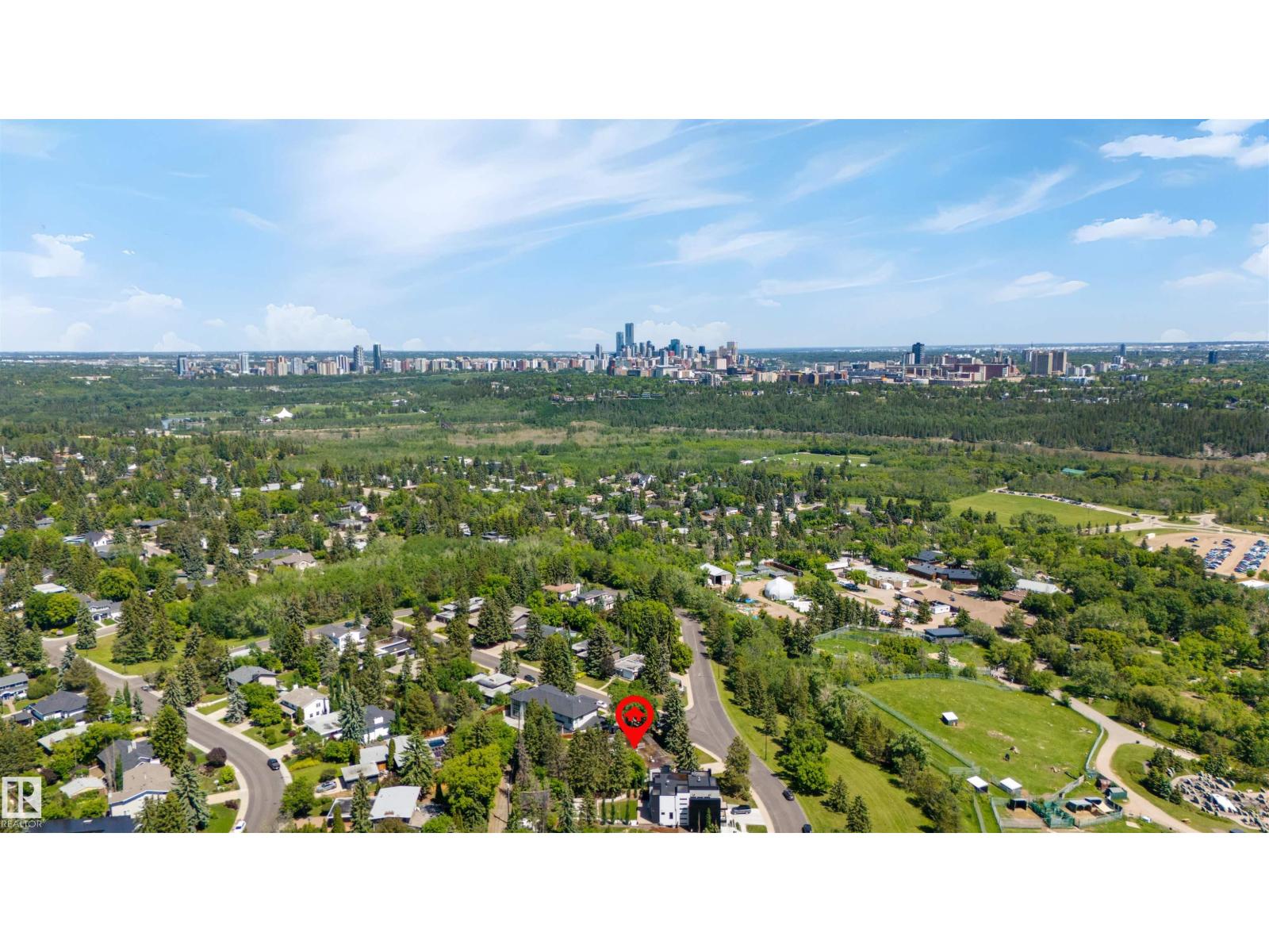 8 LAURIER PL NW - 55