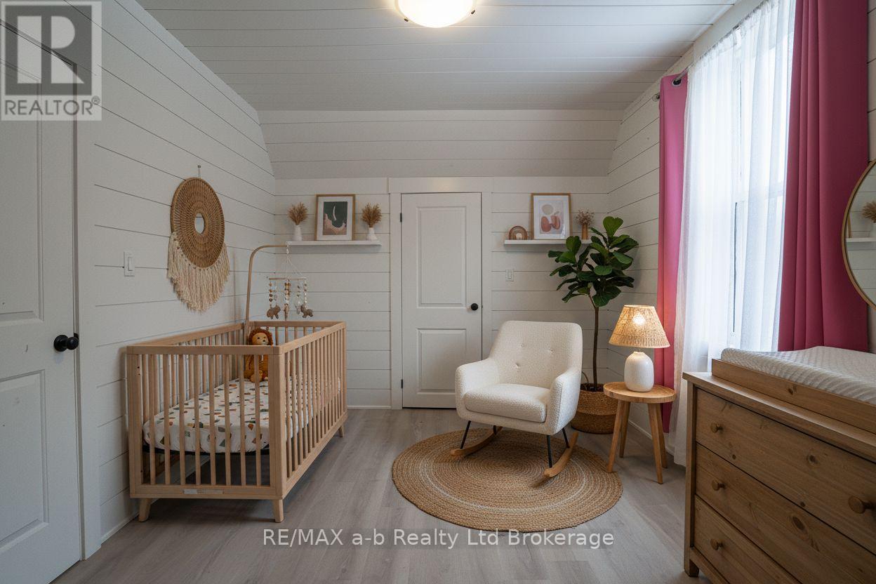 3-bedroom home for sale at 14 OLD VIENNA ROAD, Tillsonburg ON · photo 12 of 13