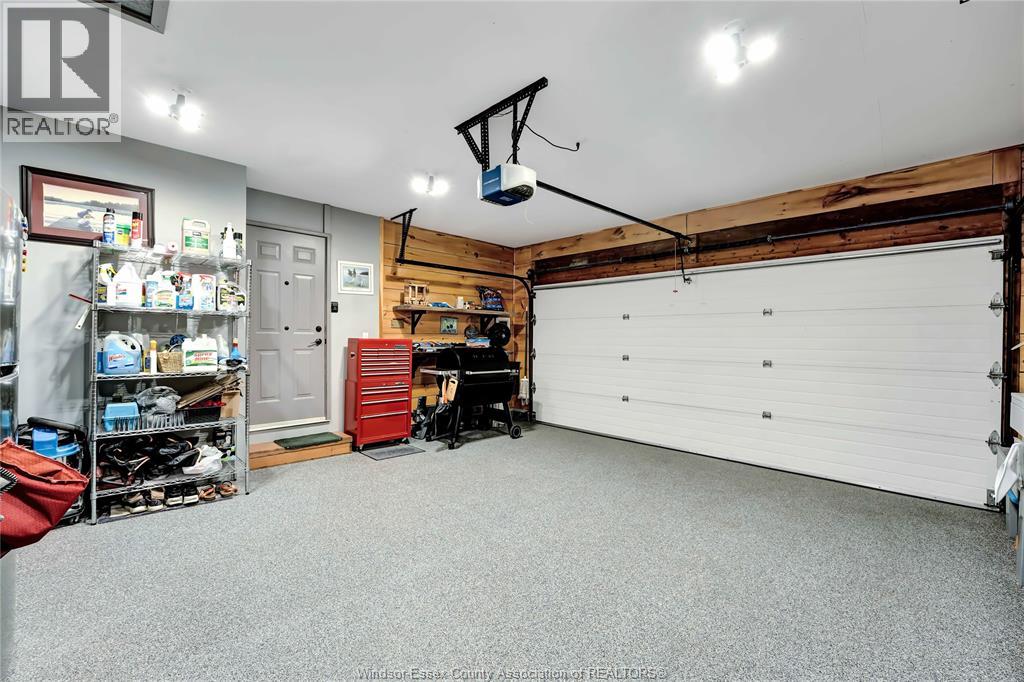 398 THORN RIDGE CRESCENT - 13