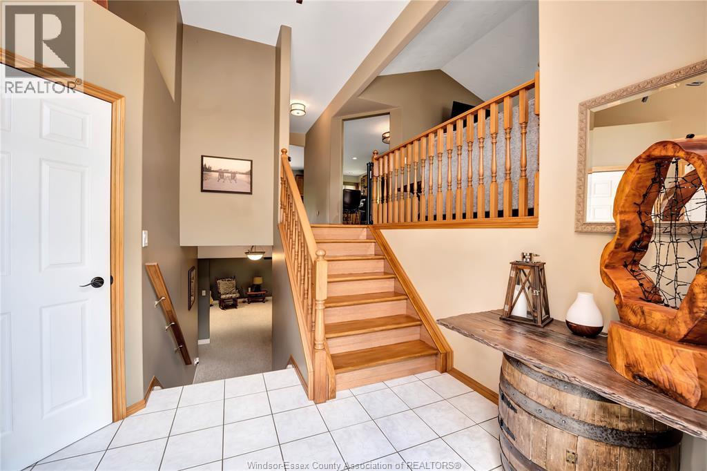 398 THORN RIDGE CRESCENT - 14