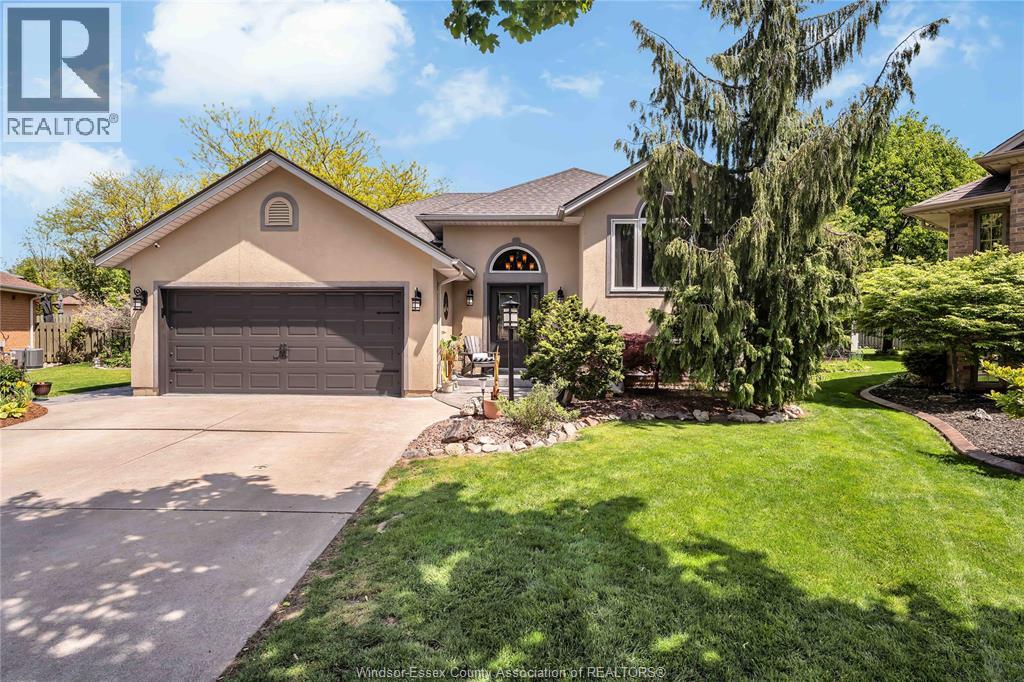 398 THORN RIDGE CRESCENT - 4