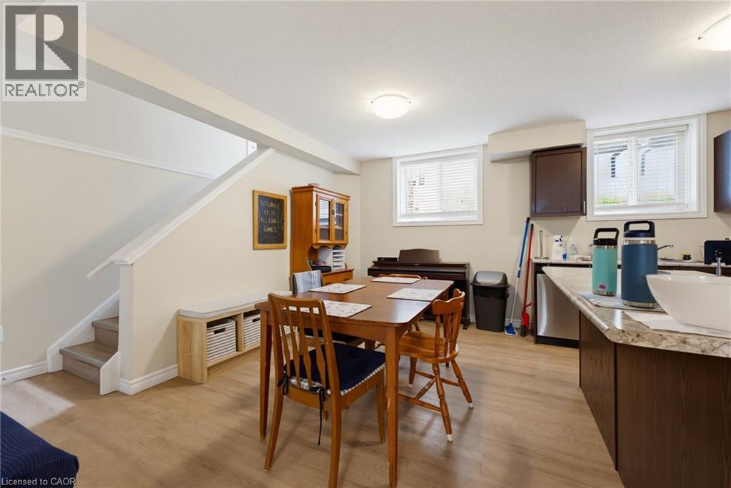 185 WEDGEWOOD Drive - 25
