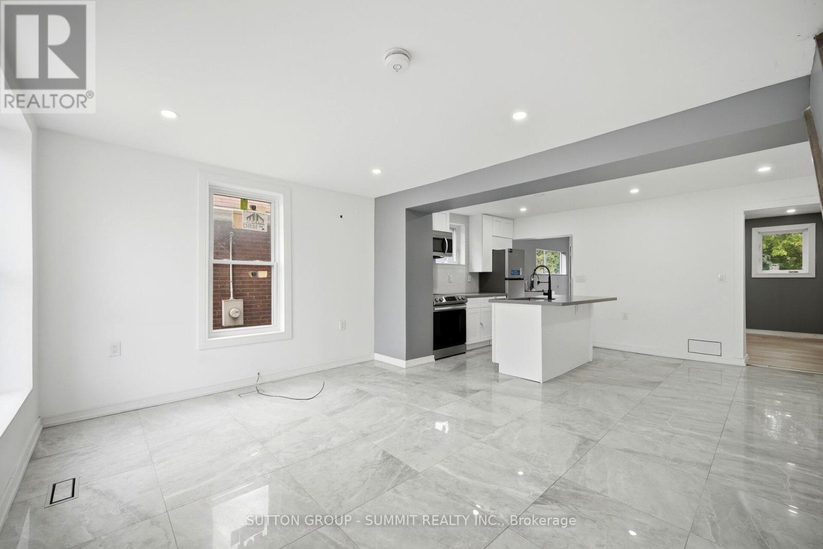 11 MAPLE STREET - 7
