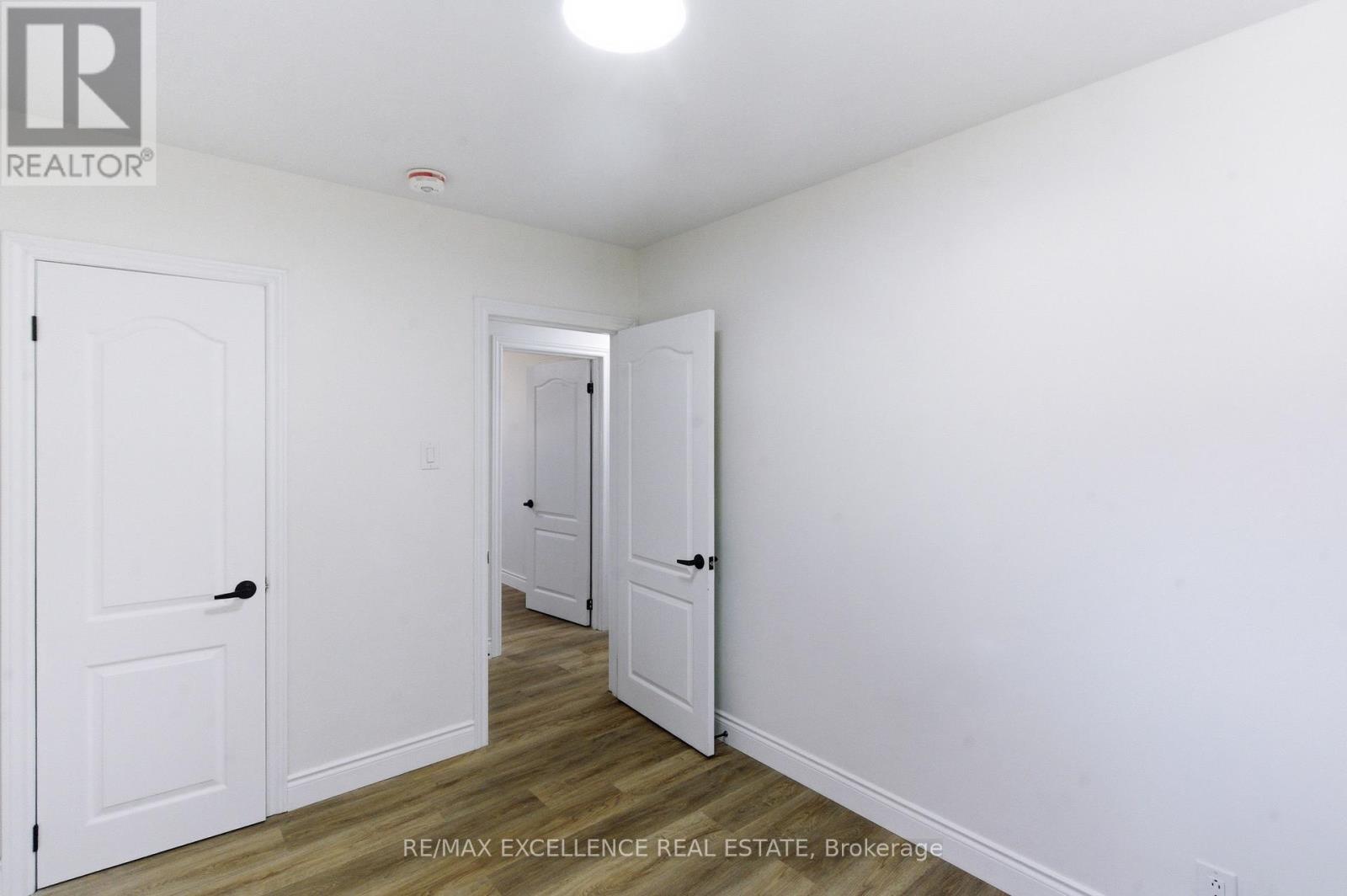 1814 WHITEHALL DRIVE - 21