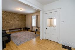Living room - 118 Norquay Street, Winnipeg, MB R2Y0A9 Photo 7