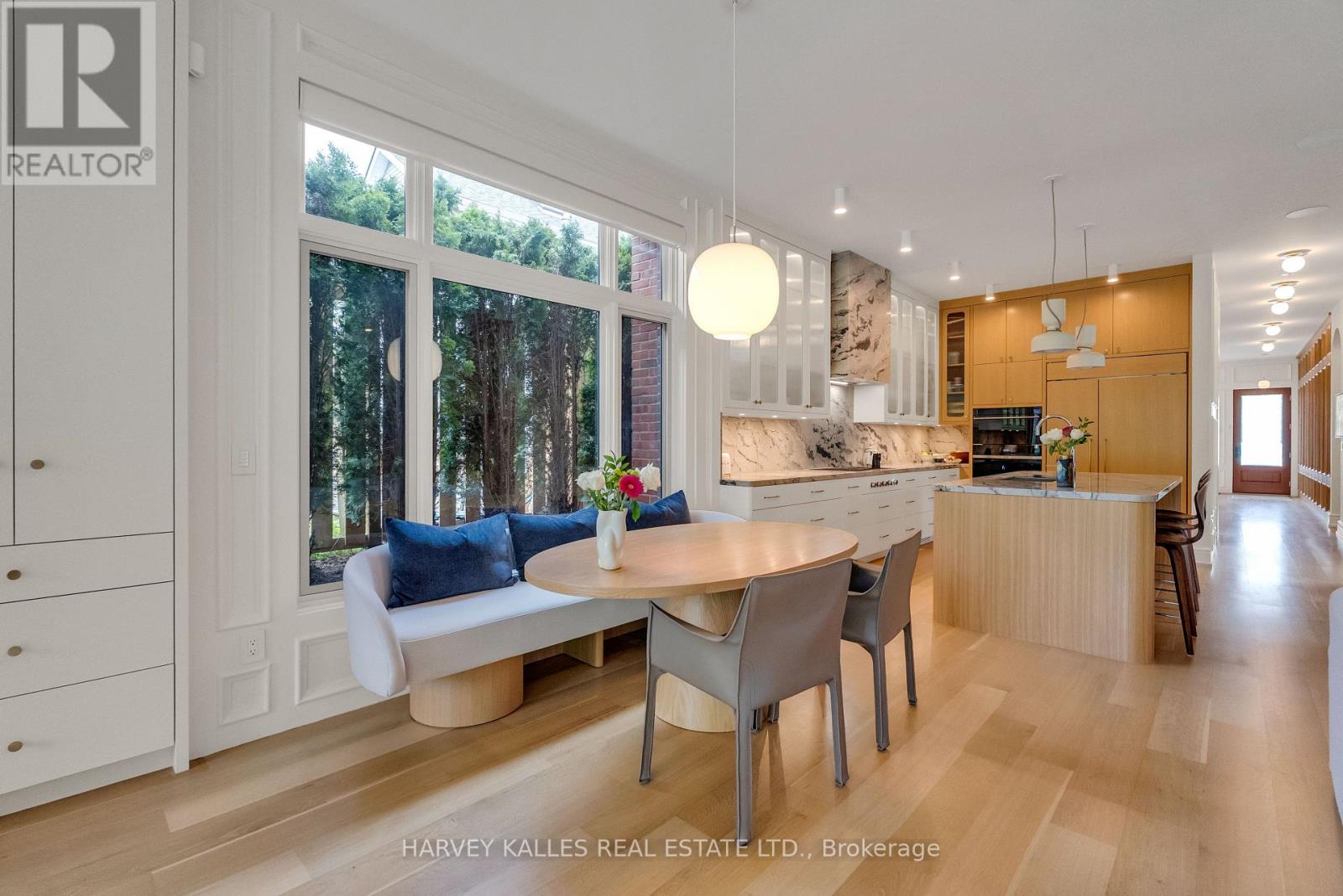 82 SHERWOOD AVENUE - 16