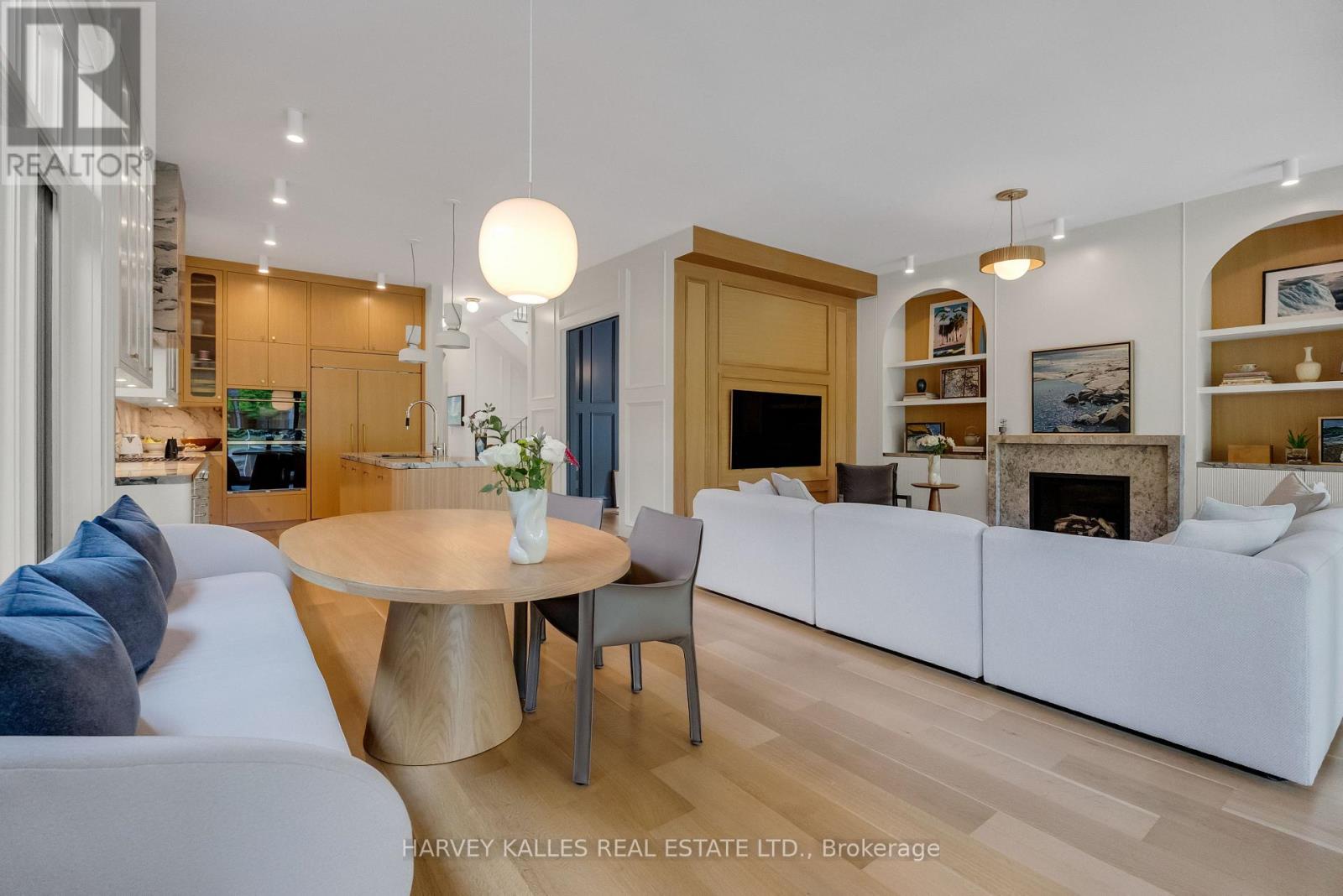 82 SHERWOOD AVENUE - 17