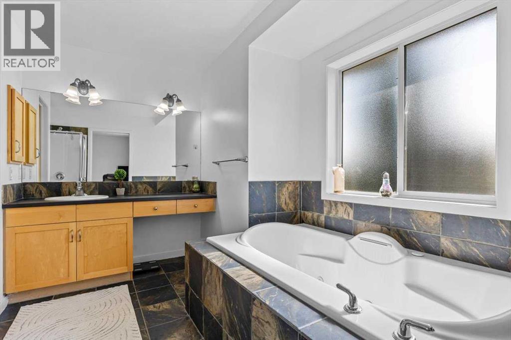 57 Everwillow Boulevard SW - 25
