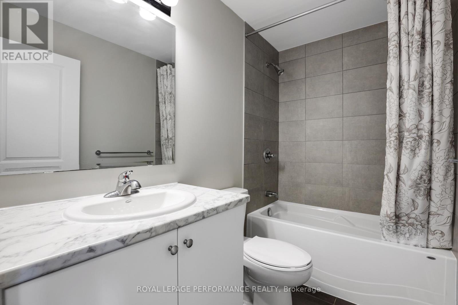 44 GARDENPOST TERRACE - 26