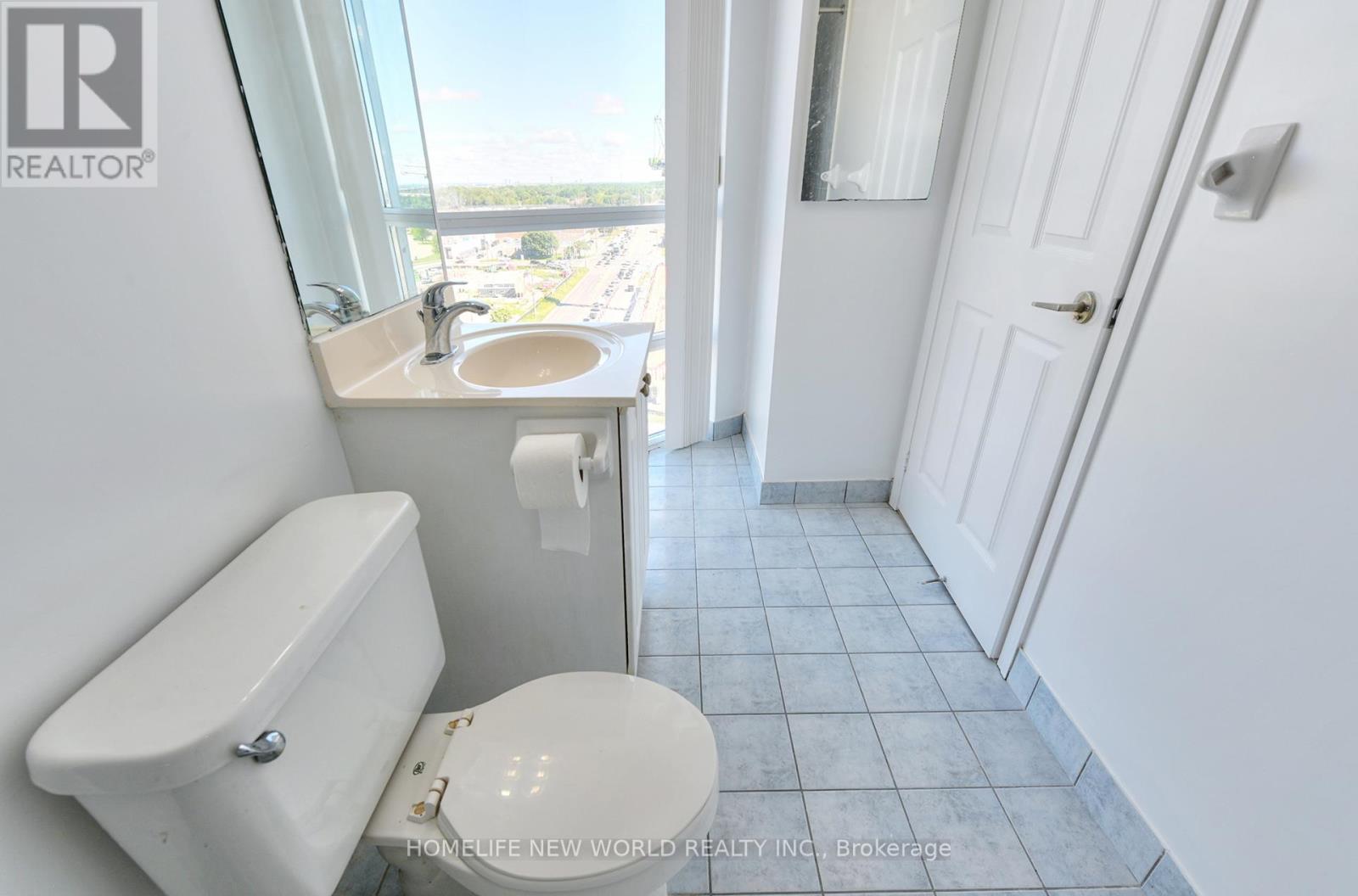 #1105 83 BOROUGH DRIVE - 22